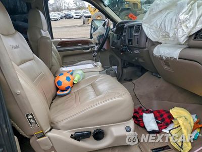 Zdjęcie 7 z 15 samochodu: 2000 FORD EXCURSION LIMITED VIN:1FMNU43S7YEB63026 - miniatura