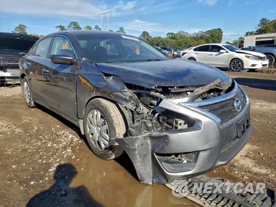 Czwarte zdjęcie samochodu z boku: 2015 NISSAN ALTIMA 2.5 VIN:1N4AL3AP8FN374835 - miniatura