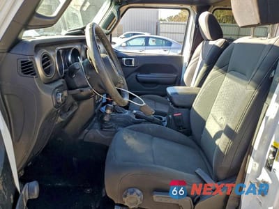 Zdjęcie 7 z 12 samochodu: 2020 JEEP WRANGLER UNLIMITED SPORT VIN:1C4HJXDN1LW230758 - miniatura