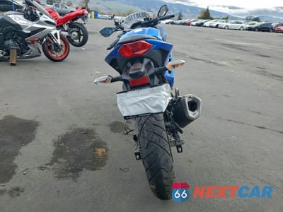 Czwarte zdjęcie samochodu z boku: 2017 KAWASAKI EX300 B VIN:JKAEX8B10HDA38058 - miniatura