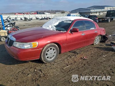 1999 LINCOLN TOWN CAR SIGNATURE 1LNHM82W4XY701557 - główne zdjęcie licytacji z USA - miniatura