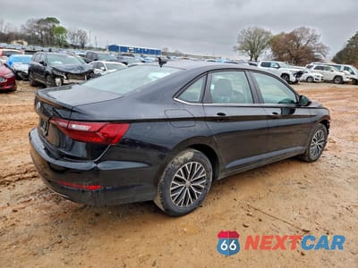 Trzecie zdjęcie samochodu z tyłu: 2021 VOLKSWAGEN JETTA S VIN:3VWC57BU2MM027711 - miniatura