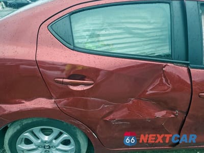 Zdjęcie 10 z 13 samochodu: 2017 TOYOTA YARIS IA BASE VIN:3MYDLBYV8HY166970 - miniatura