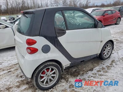 Trzecie zdjęcie samochodu z tyłu: 2008 SMART FORTWO PURE VIN:WMEEJ31X08K181828 - miniatura