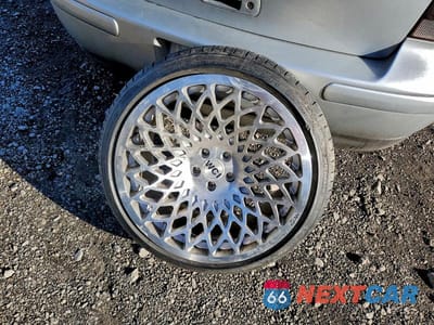 Zdjęcie 12 z 12 samochodu: 2001 VOLKSWAGEN GOLF GLS VIN:9BWGT61J114048123 - miniatura