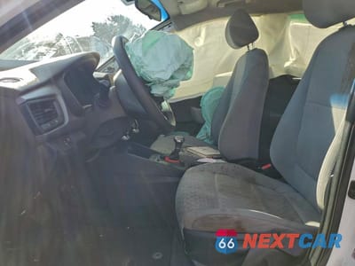 Zdjęcie 7 z 12 samochodu: 2018 KIA RIO LX VIN:3KPA24AB6JE073338 - miniatura