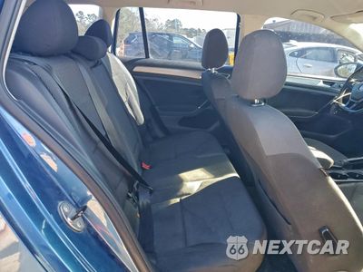 Zdjęcie 10 z 12 samochodu: 2017 VOLKSWAGEN GOLF SPORTWAGEN S VIN:3VW017AU8HM530066 - miniatura