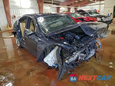 Czwarte zdjęcie samochodu z boku: 2016 BMW 340 XI VIN:WBA8B7C5XGK703467 - miniatura