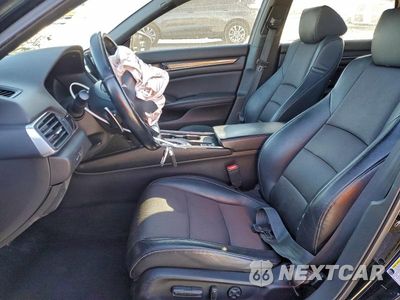 Zdjęcie 7 z 11 samochodu: 2018 HONDA ACCORD SPORT VIN:1HGCV1F31JA265464 - miniatura