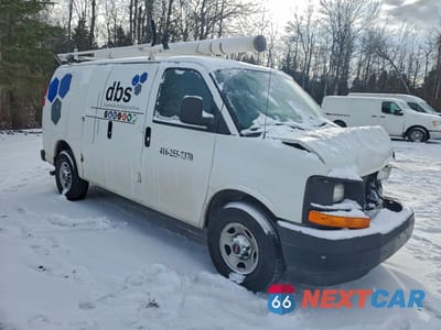 Czwarte zdjęcie samochodu z boku: 2017 GMC SAVANA G2500 VIN:1GTW7AFF1H1348080 - miniatura