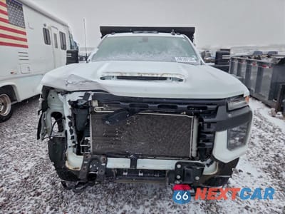 Piąte zdjęcie samochodu w środku: 2022 CHEVROLET SILVERADO K3500 VIN:1GB4YSE76NF330908 - miniatura