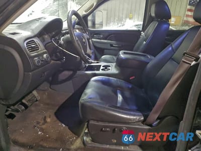 Zdjęcie 7 z 14 samochodu: 2014 CHEVROLET SILVERADO K3500 LTZ VIN:1GC4K1C89EF102484 - miniatura