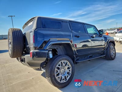 Trzecie zdjęcie samochodu z tyłu: 2025 GMC HUMMER SUV 3X VIN:1GKT0RDC7SU119220 - miniatura