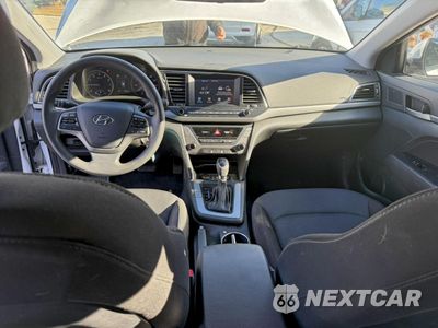 Zdjęcie 13 z 15 samochodu: 2018 HYUNDAI ELANTRA SEL VIN:5NPD84LF0JH343218 - miniatura