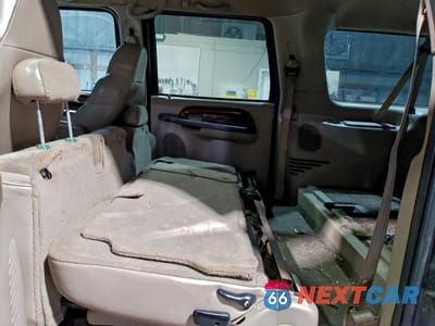 Zdjęcie 11 z 13 samochodu: 2001 FORD EXCURSION LIMITED VIN:1FMNU43S51EA01031 - miniatura