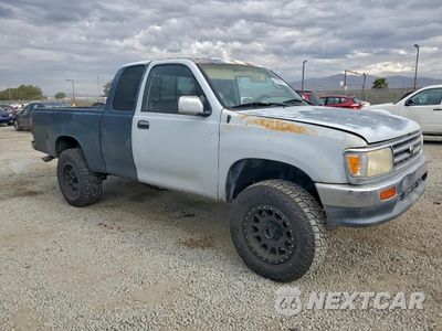 Czwarte zdjęcie samochodu z boku: 1996 TOYOTA T100 XTRACAB SR5 VIN:JT4UN24D4T0029971 - miniatura