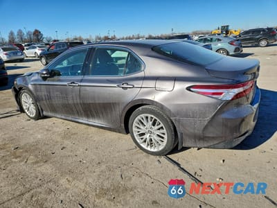 Drugie zdjęcie samochodu z przodu: 2018 TOYOTA CAMRY HYBRID VIN:4T1B21HK3JU502652 - miniatura