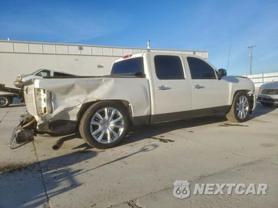 Trzecie zdjęcie samochodu z tyłu: 2011 CHEVROLET SILVERADO K1500 LTZ VIN:3GCPKTE38BG145136 - miniatura