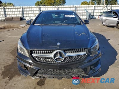 Piąte zdjęcie samochodu w środku: 2015 MERCEDES-BENZ CLA 250 4MATIC VIN:WDDSJ4GB1FN198139 - miniatura