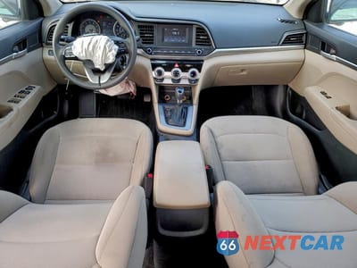 Zdjęcie 8 z 12 samochodu: 2019 HYUNDAI ELANTRA SE VIN:5NPD74LF1KH420005 - miniatura
