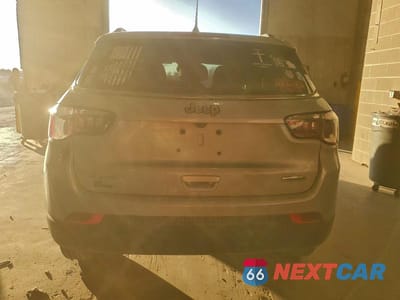 Zdjęcie 6 z 11 samochodu: 2024 JEEP COMPASS VIN:3C4NJDBN5RT142606 - miniatura