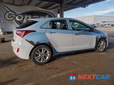 Trzecie zdjęcie samochodu z tyłu: 2017 HYUNDAI ELANTRA GT VIN:KMHD35LH7HU381529 - miniatura