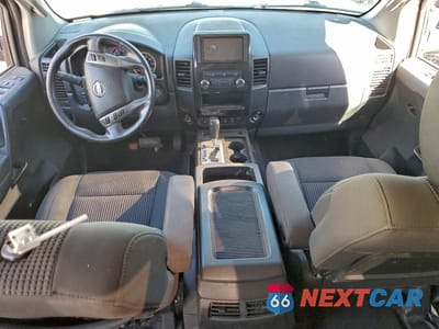 Zdjęcie 8 z 12 samochodu: 2014 NISS TITAN VIN:1N6AA0ED8EN517258 - miniatura