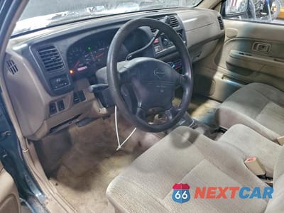Zdjęcie 8 z 13 samochodu: 2000 NISS FRONTIER VIN:1N6DD26S7YC380343 - miniatura