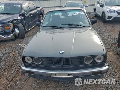 Piąte zdjęcie samochodu w środku: 1987 BMW 325 E AUTOMATIC VIN:WBAAB6409H1683427 - miniatura