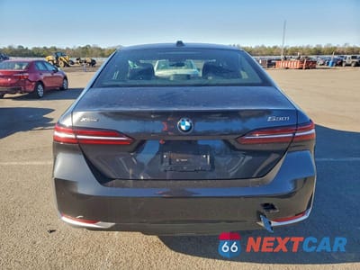 Zdjęcie 6 z 11 samochodu: 2026 BMW 530 XI VIN:WBA53FJ03TCV33121 - miniatura