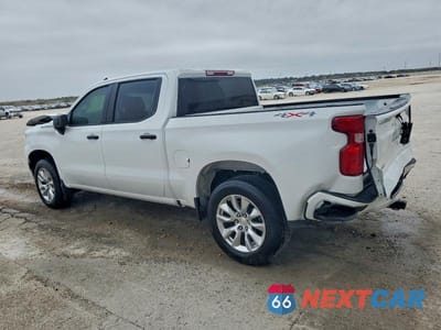 Drugie zdjęcie samochodu z przodu: 2025 CHEVROLET SILVERADO K1500 CUSTOM VIN:3GCPKBEK1SG354851 - miniatura