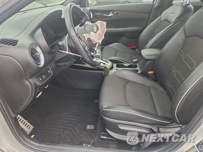 Zdjęcie 7 z 14 samochodu: 2024 KIA FORTE GT LINE VIN:3KPF54AD5RE805369 - miniatura