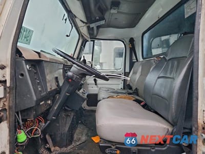 Zdjęcie 7 z 12 samochodu: 2001 INTERNATIONAL 4900 REFUSE TRUCK VIN:1HTSDAANX1H275958 - miniatura