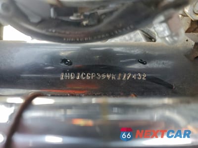 Zdjęcie 8 z 9 samochodu: 2000 HARLEY-DAVIDSON XL1200 C VIN:1HD1CGP35YK117432 - miniatura