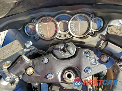 Zdjęcie 7 z 9 samochodu: 2014 SUZUKI GSX1300 RA VIN:JS1GX72B8E2101035 - miniatura
