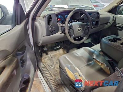 Zdjęcie 8 z 12 samochodu: 2011 CHEVROLET SILVERADO C1500 VIN:1GCNCPEA7BZ437676 - miniatura