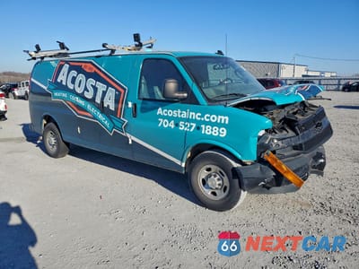 Czwarte zdjęcie samochodu z boku: 2022 CHEVROLET EXPRESS G2500 DELIVERY VAN VIN:1GCWGBFP5N1186805 - miniatura