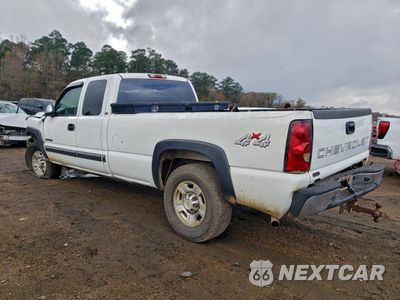 Drugie zdjęcie samochodu z przodu: 2001 CHEVROLET SILVERADO K2500 HEAVY DUTY VIN:1GCHK29U31E245846 - miniatura