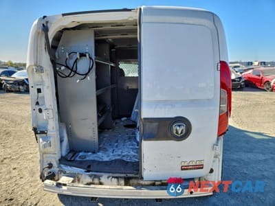 Zdjęcie 6 z 14 samochodu: 2018 RAM PROMASTER UTILITY / SERVICE VAN VIN:ZFBERFAB6J6L20570 - miniatura