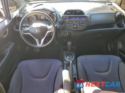 Zdjęcie 8 z 12 samochodu: 2012 HONDA FIT SPORT VIN:JHMGE8H58CC042044 - miniatura