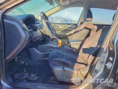 Zdjęcie 7 z 13 samochodu: 2016 NISSAN ROGUE S VIN:JN8AT2MVXGW146124 - miniatura