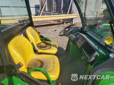 Piąte zdjęcie samochodu w środku: 2023 JOHN DEERE GATOR UTILITY VEHICLE VIN:1M0T145EARM190062 - miniatura