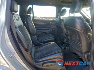 Zdjęcie 11 z 13 samochodu: 2023 JEEP GRAND CHEROKEE L LAREDO VIN:1C4RJKAG7P8825220 - miniatura