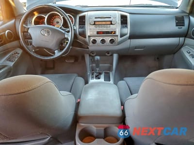 Zdjęcie 8 z 14 samochodu: 2007 TOYOTA TACOMA DOUBLE CAB PRERUNNER LONG BED VIN:5TEKU72N27Z338136 - miniatura