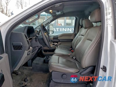 Zdjęcie 7 z 13 samochodu: 2019 FORD F450 SUPER DUTY BOX TRUCK VIN:1FDUF4GYXKDA16054 - miniatura