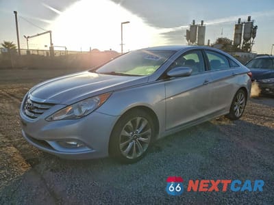 2013 HYUNDAI SONATA SE 5NPEC4AC8DH781484 - główne zdjęcie licytacji z USA - miniatura