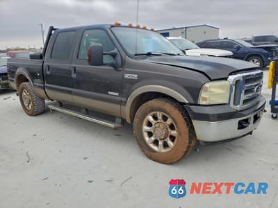 Czwarte zdjęcie samochodu z boku: 2007 FORD F250 SUPER DUTY VIN:1FTSW20PX7EA52989 - miniatura