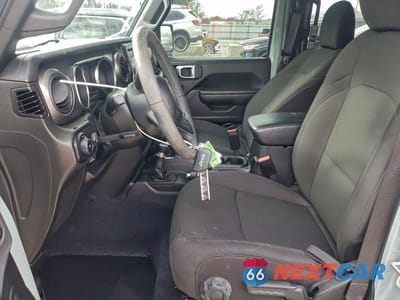 Zdjęcie 7 z 12 samochodu: 2023 JEEP WRANGLER SPORT VIN:1C4HJXDNXPW680320 - miniatura