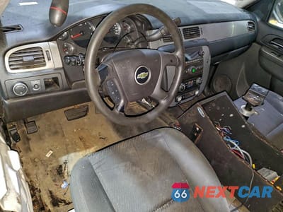 Zdjęcie 8 z 14 samochodu: 2013 CHEVROLET TAHOE POLICE VIN:1GNLC2E02DR331762 - miniatura