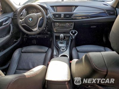 Zdjęcie 8 z 13 samochodu: 2014 BMW X1 XDRIVE28I VIN:WBAVL1C51EVR92750 - miniatura